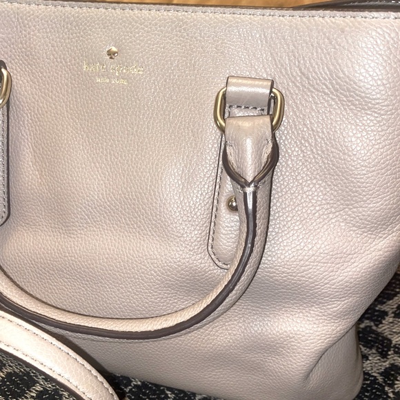 Kate spade purse⚡️ only 1.5 years old - Picture 7 of 8